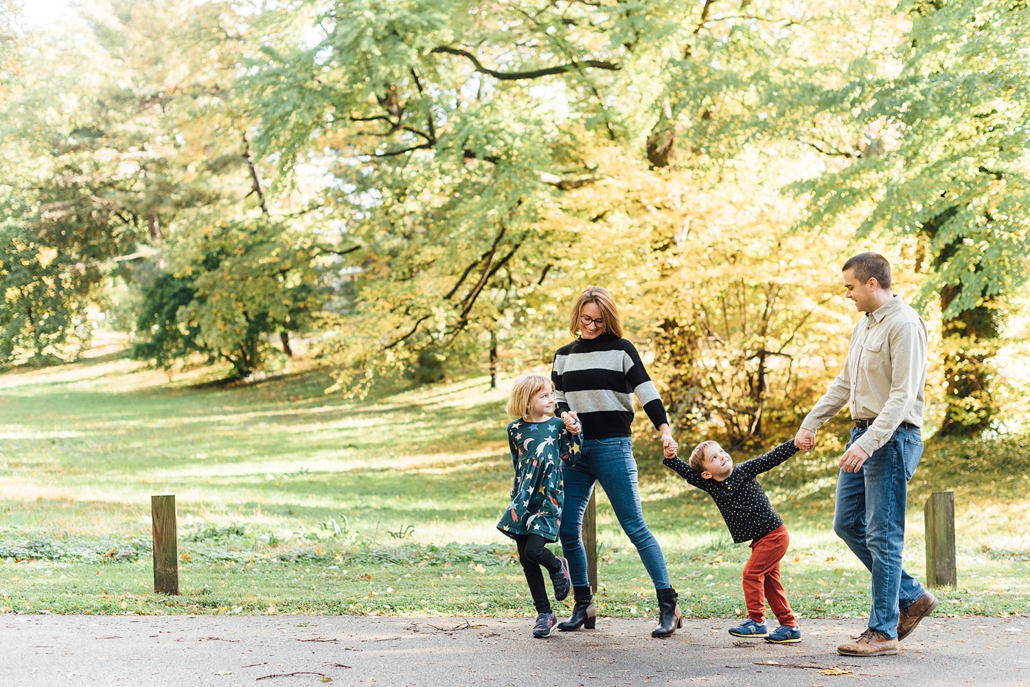 Fall Mini-Sessions - Rockville Maryland Family Photographer - Alison Dunn Photography photo