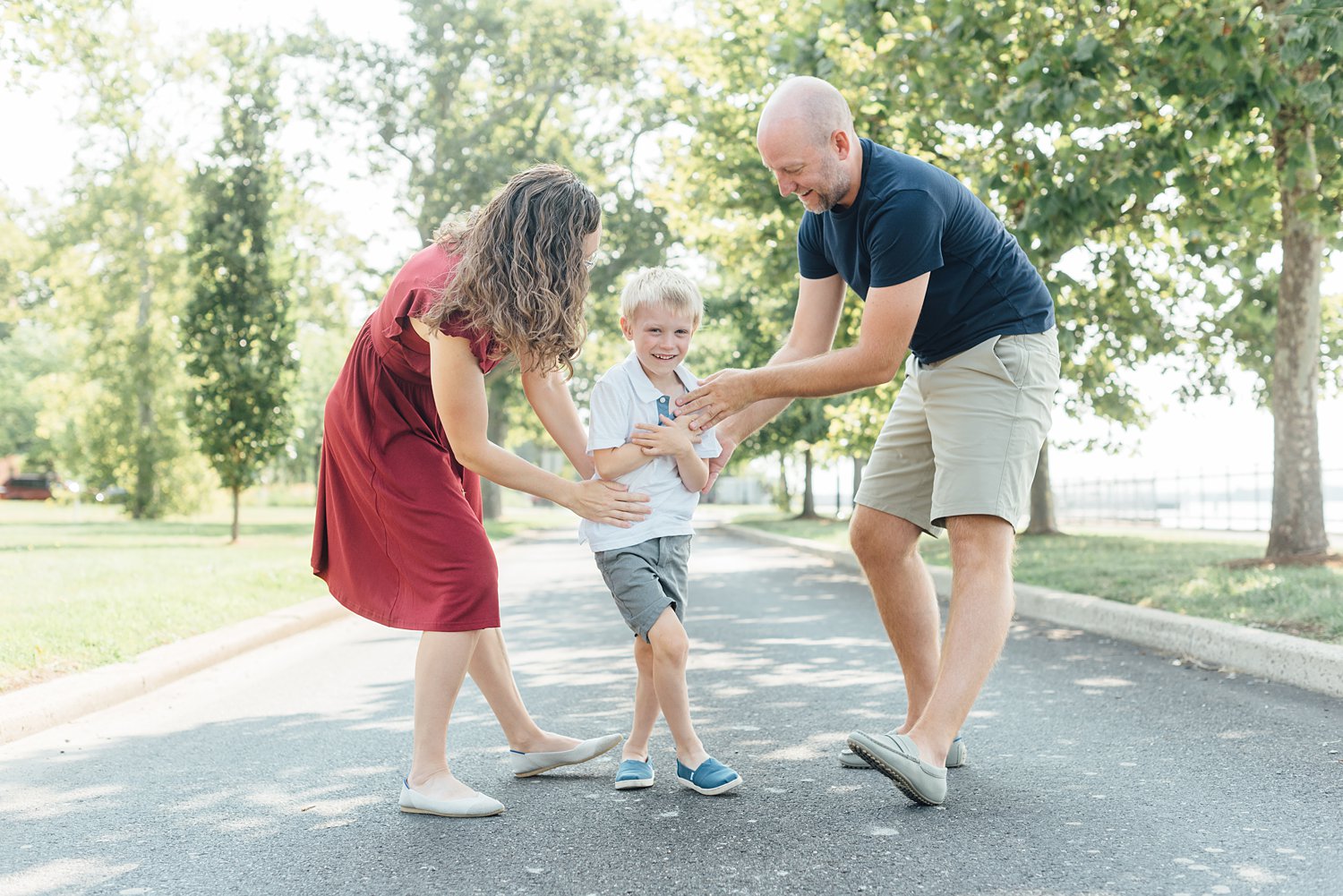 Navy Yard Mini Sessions - Philadelphia Family Photographer - Alison Dunn Photography photo