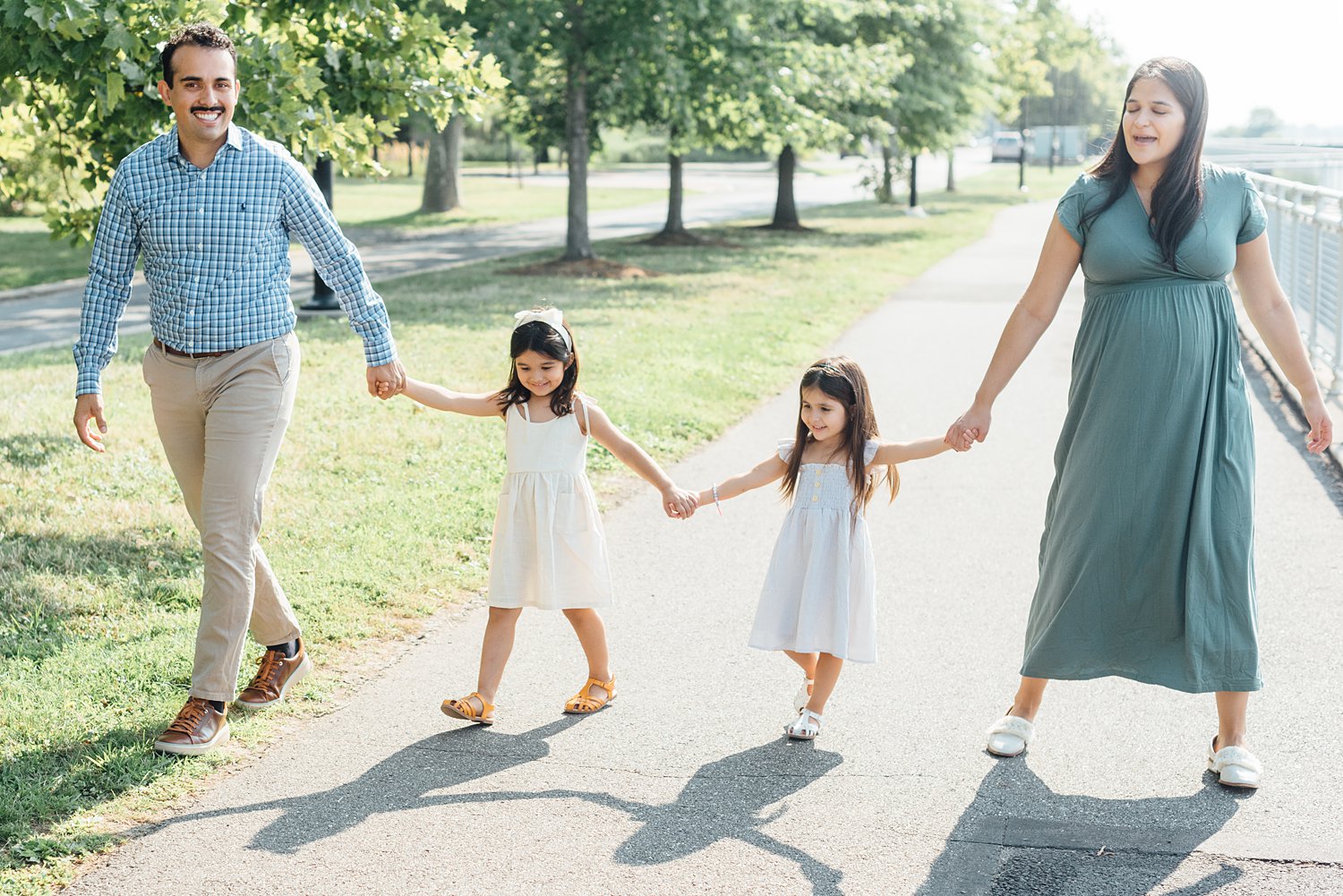 Navy Yard Mini Sessions - Philadelphia Family Photographer - Alison Dunn Photography photo