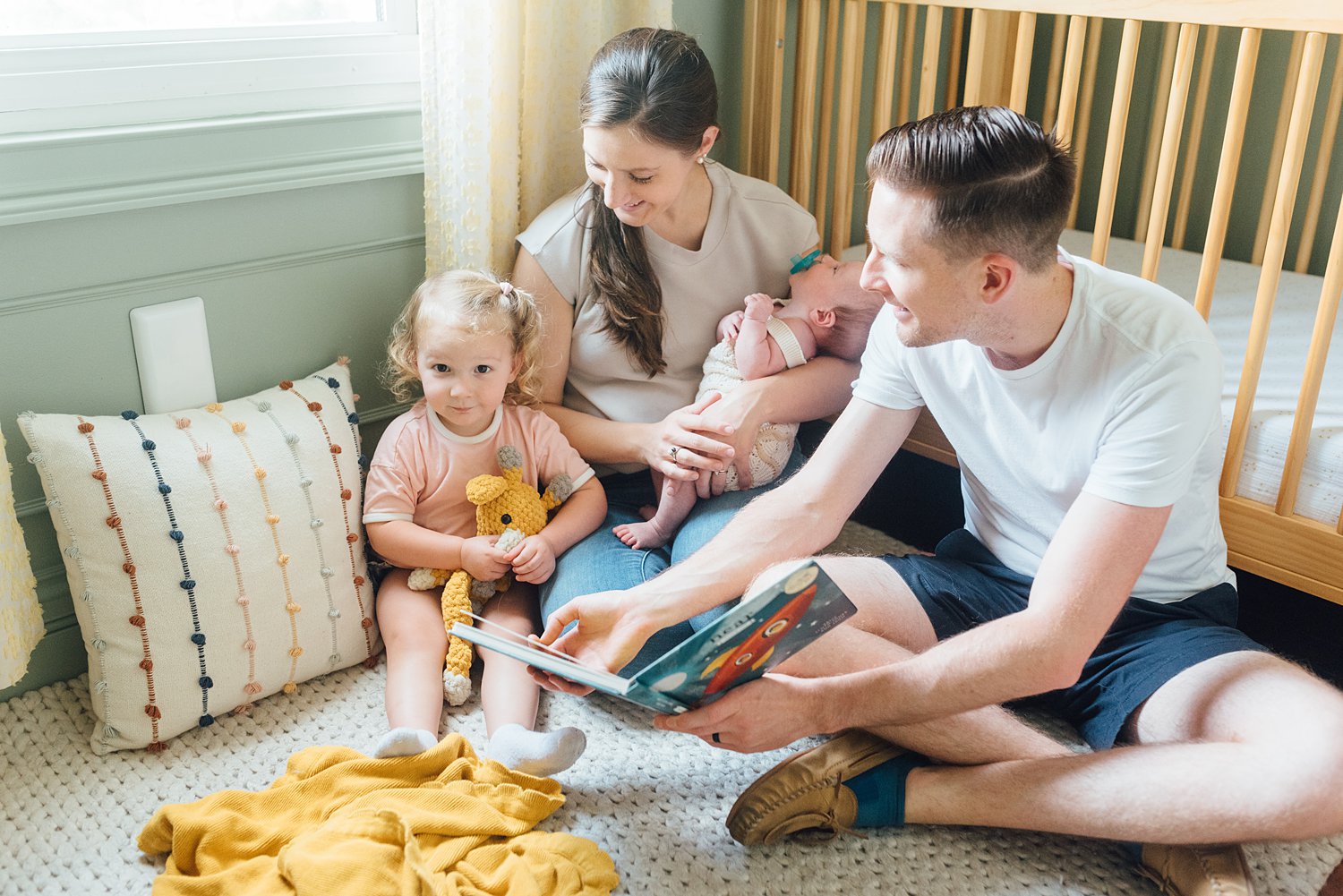 The Manns Family - Philadelphia Lifestyle Newborn Session - Philadelphia Family Photographer - Alison Dunn Photography photo